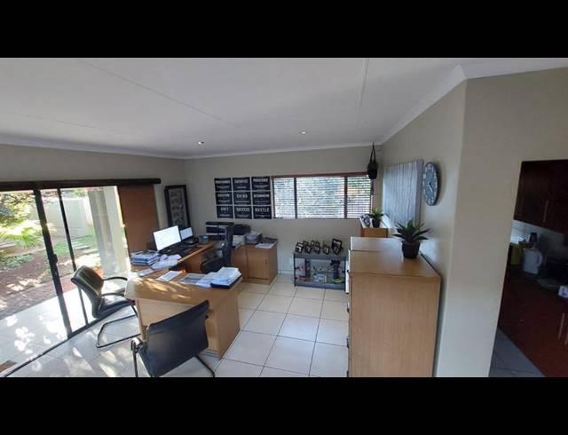 BUSINESS PROPERTY TO RENT IN DOORNPOORT